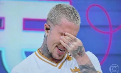 MC Daniel se emociona ao se declarar para Lorena Maria