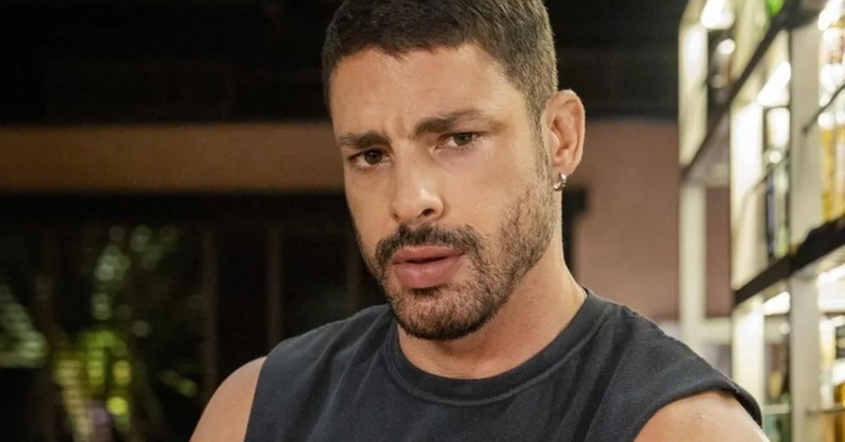 Anos atras Caua Reymond revelou que nao costumava usar desodorante