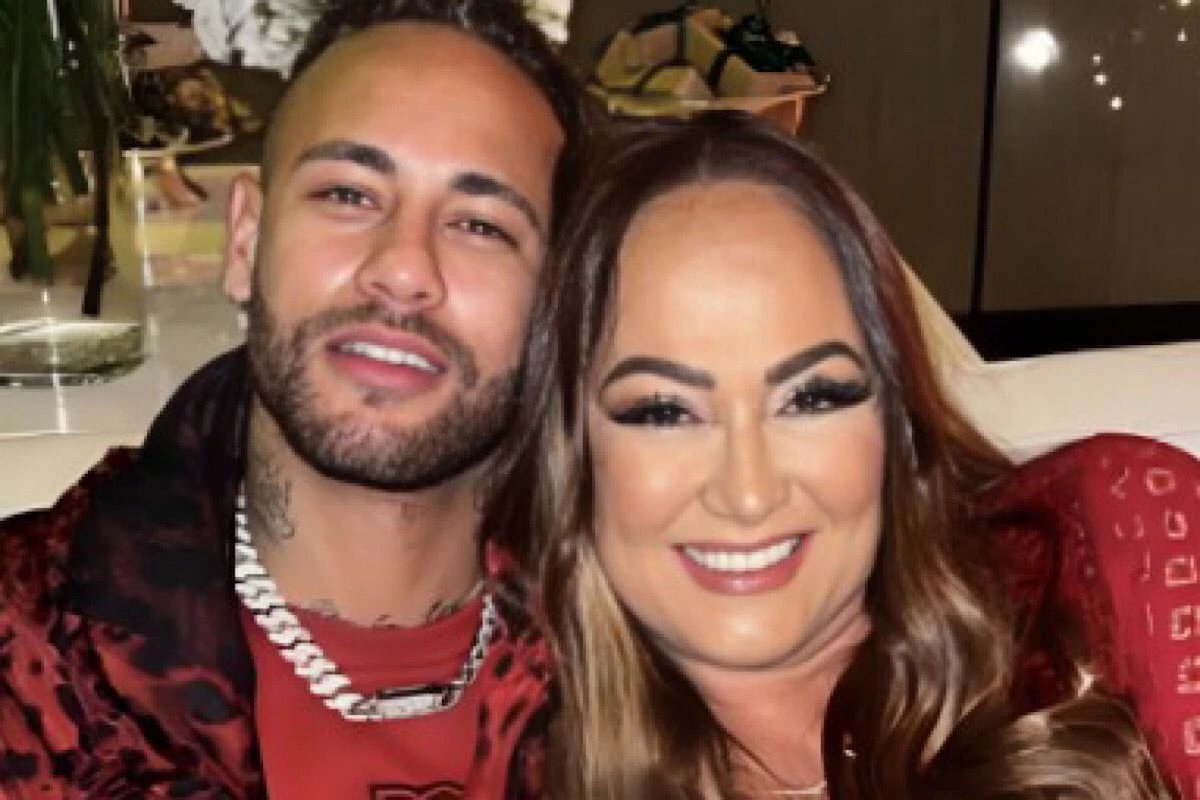 Com Neymar separado de Bruna Biancardi mae do craque teria