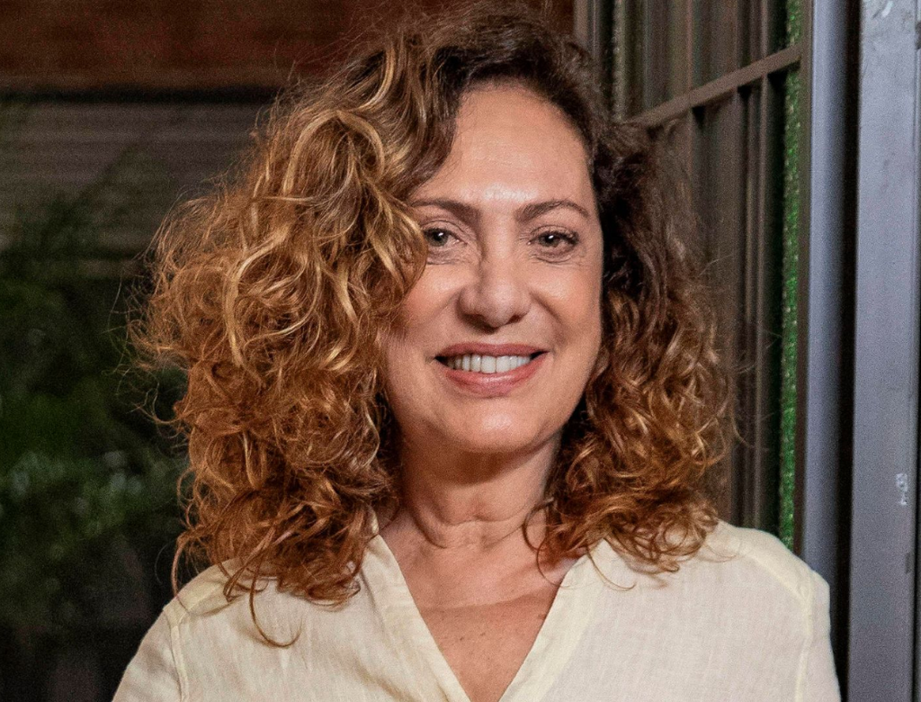 Eliane Giardini enfrenta multa milionária da Receita Federal e risco de perder mansão 37 Eliane Giardini (Foto Reprodução Redes Sociais)
