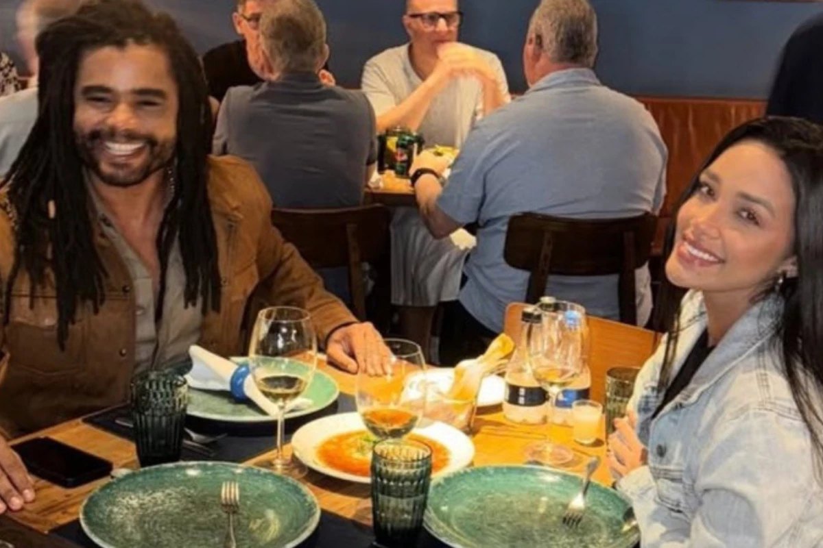Fora do BBB25, Diogo Almeida e Eva almoçam juntos no RJ: ‘Vinhozinho… Fofocando horrores’ 31 Fora do BBB25 Diogo Almeida e Eva almocam juntos no