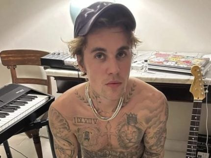 Justin Bieber se exalta com paparazzi e os xinga: “Seus filhos da p*ta” 31 Justin Bieber se exalta com paparazzi e os xinga Seus