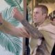 Justin Bieber viraliza ao ser visto revoltado com paparazzi em