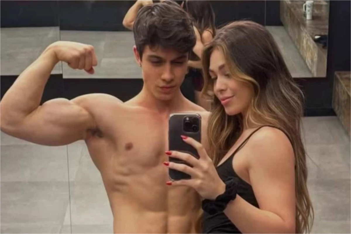 Melody avisa que esta solteira novamente um mes apos assumir