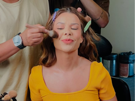 Fernanda Souza comemora início das gravações de “Ilhados com a Sogra 3” 31 1746199233 Fernanda Souza comemora inicio das gravacoes de Ilhados com a