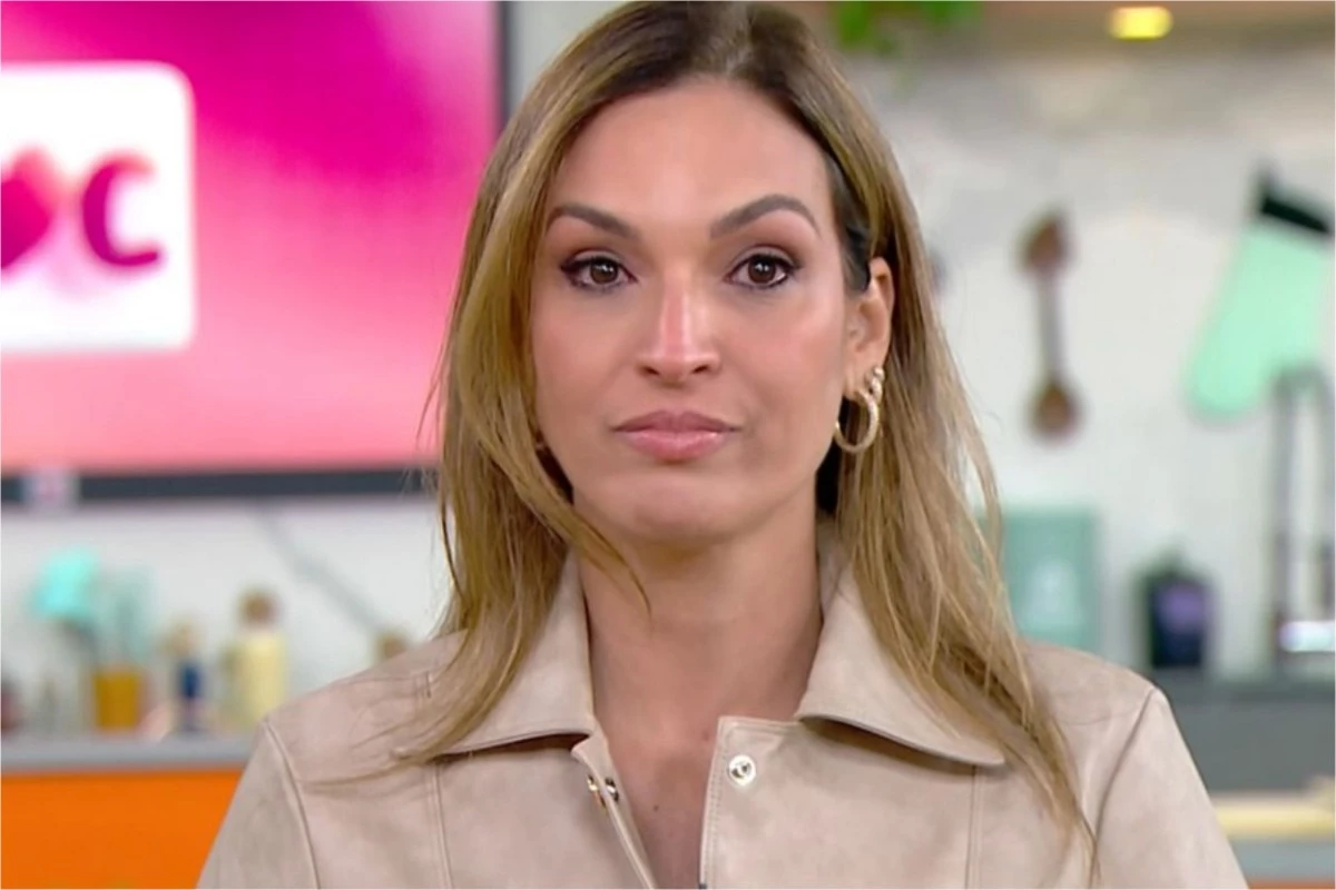 Ao vivo, Talitha Morete chora no Mais Você ao falar sobre Tati Machado, que perdeu o bebê 31 Ao vivo Talitha Morete chora no Mais Voce ao falar