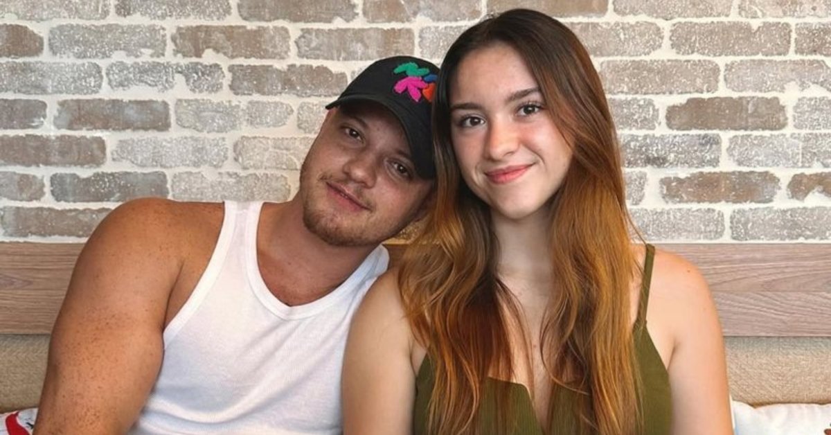 Aos 21 anos filha de Gugu Liberato celebra casamento E
