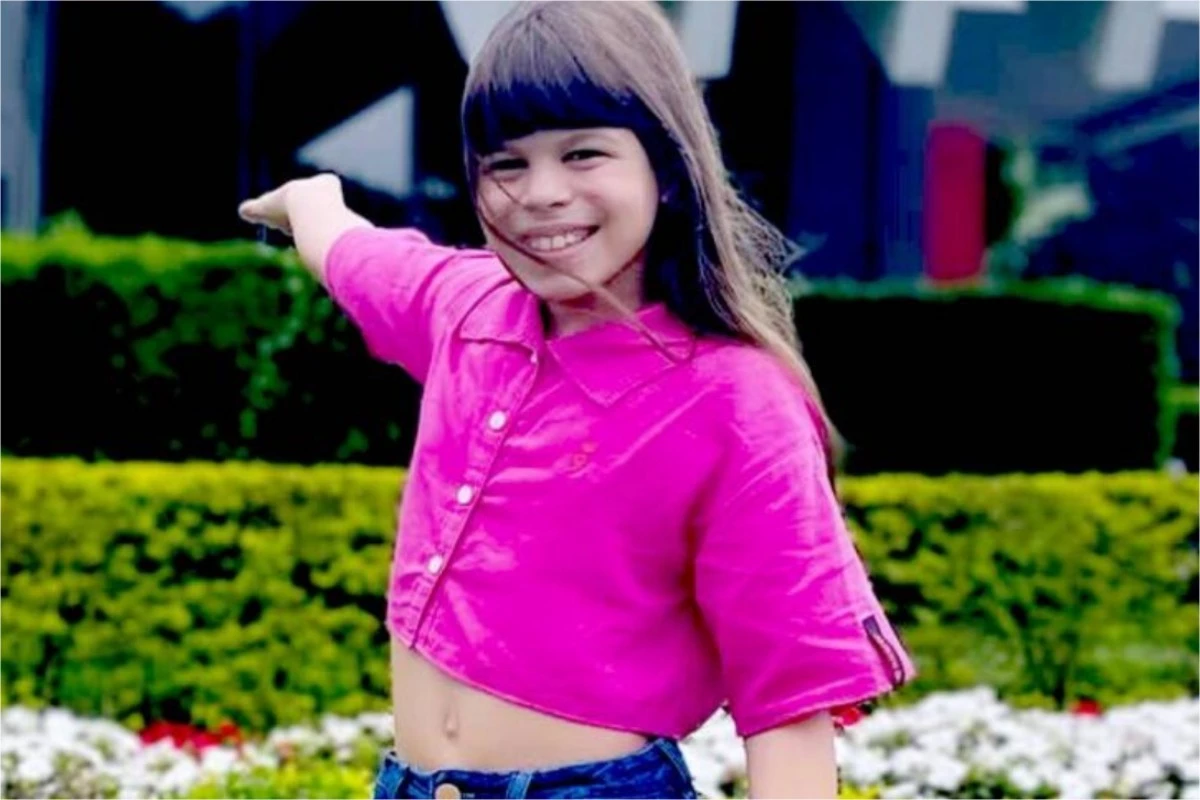 Atriz mirim do SBT sofre 12 paradas cardíacas e seu estado de saúde piora 31 Atriz mirim do SBT sofre 12 paradas cardiacas e seu