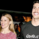 Caua Reymond homenageia mae falecida e Alinne Moraes reage Saudade