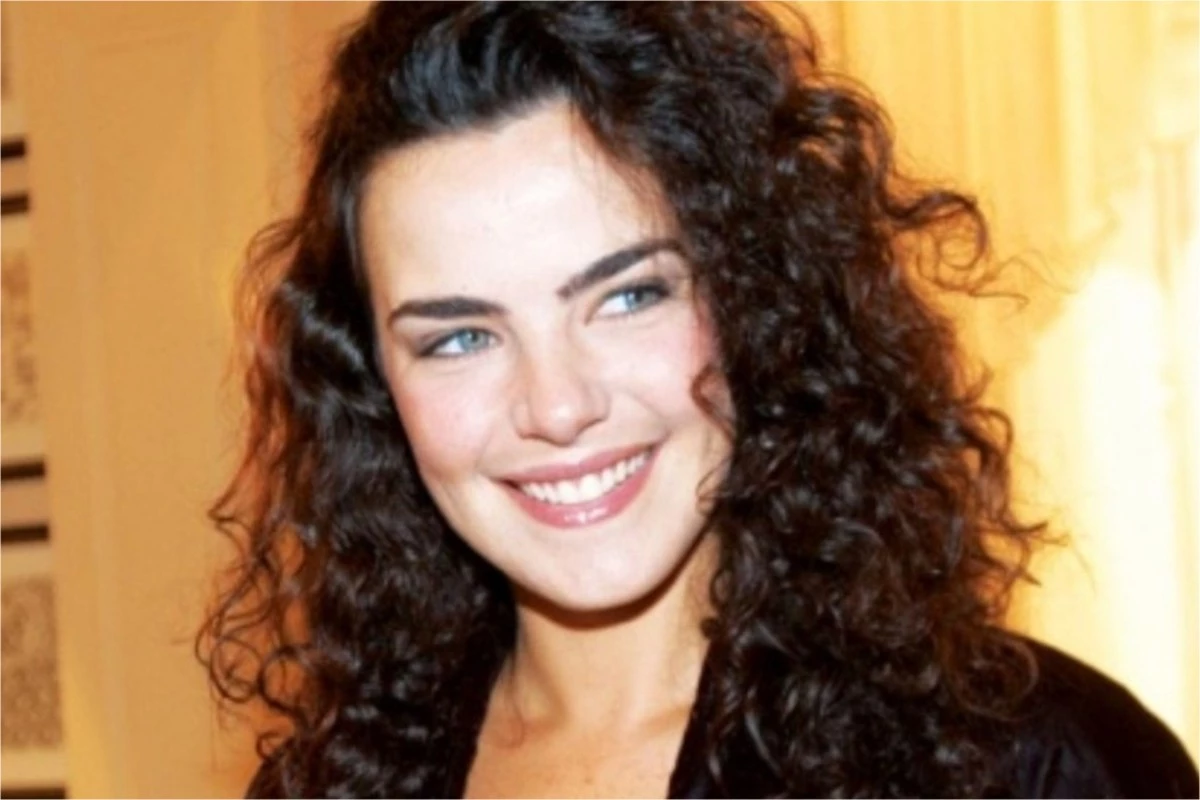 Depois de 15 anos, Ana Paula Arósio aceita voltar à Globo e detalhes são revelados 31 Depois de 15 anos Ana Paula Arosio aceita voltar a
