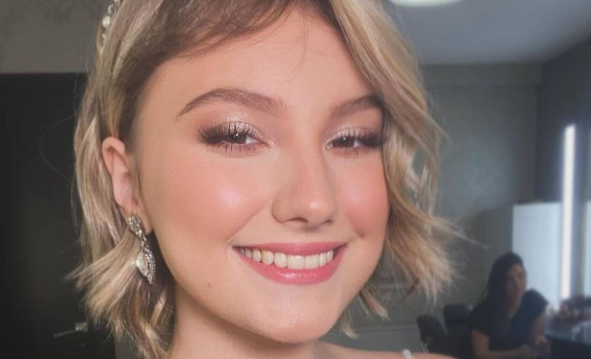 Isabel Veloso revela não ter expectativa de ver o filho crescer: “Preciso de tratamento” 37 Isabel Veloso (foto Reprodução Redes Sociais)