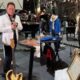 Leonardo expoe acervo do irmao Leandro em evento na capital