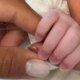 Ludmilla e Brunna Goncalves celebram nascimento da primeira filha este