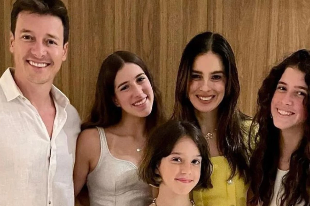 Maria, filha de Rodrigo Faro, fala sobre tratamento após diagnóstico: ‘a minha cintura tinha um…’ 31 Maria filha de Rodrigo Faro fala sobre tratamento apos diagnostico
