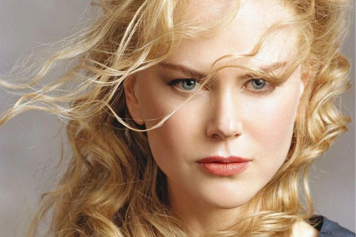 Nicole Kidman nao inclui filhos adotivos com Tom Cruise em