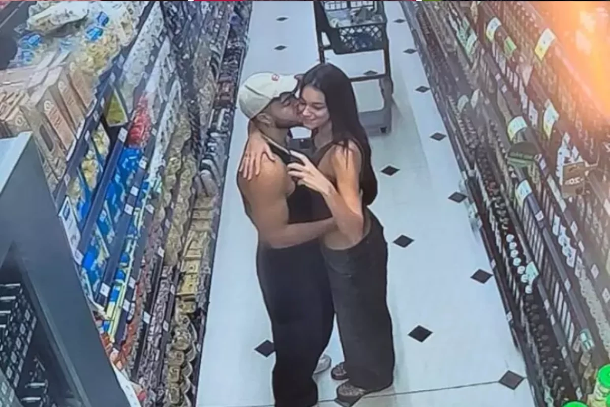 Novo casal! Alane Dias posta nova foto e assume romance com o filho de Preta Gil 31 Novo casal Alane Dias posta nova foto e assume romance