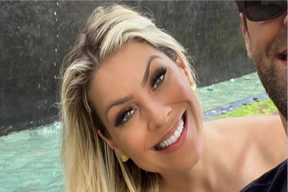 Renata Fan faz declaração de amor ao namorado Átila Abreu em seu aniversário 31 Renata Fan faz declaracao de amor ao namorado Atila Abreu