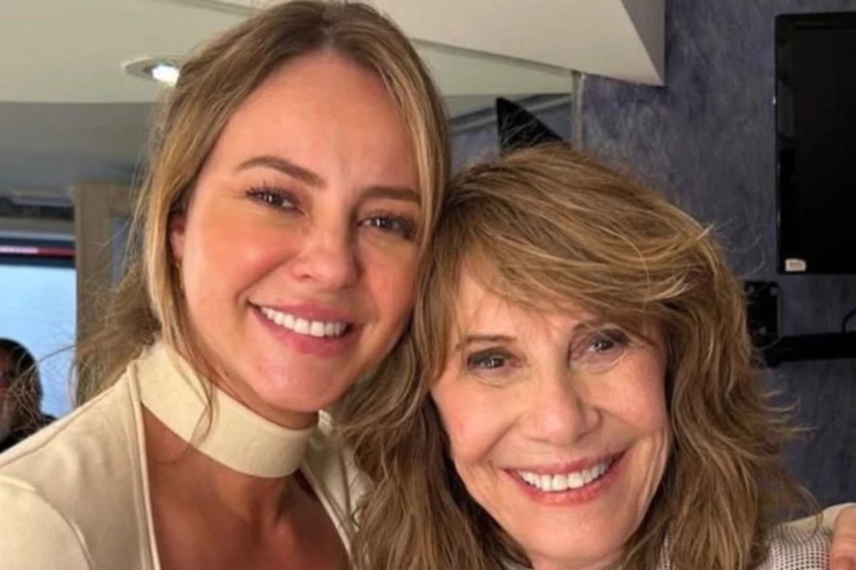 Renata Sorrah, a Heleninha da primeira versão de Vale Tudo, avalia o desempenho de Paolla Oliveira 31 Renata Sorrah a Heleninha da primeira versao de Vale Tudo