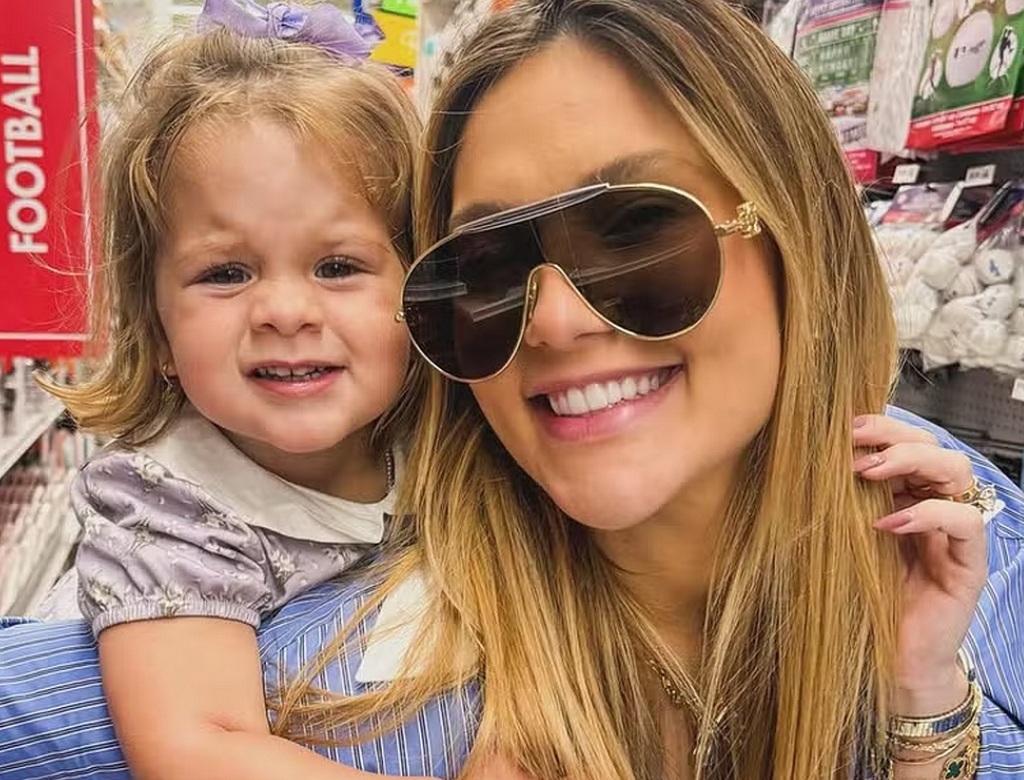 VEJA VÍDEO: Virginia Fonseca relata acidente doméstico com a filha Maria Flor 37 Virginia E Maria Flor (foto Reprodução Redes Sociais)