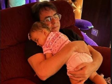 Vovô coruja: Bruna Biancardi faz homenagem ao pai com foto rara incluindo Mavie 31 Vovo coruja Bruna Biancardi faz homenagem ao pai com foto