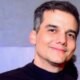 Wagner Moura e flagrado em momento raro com a esposa