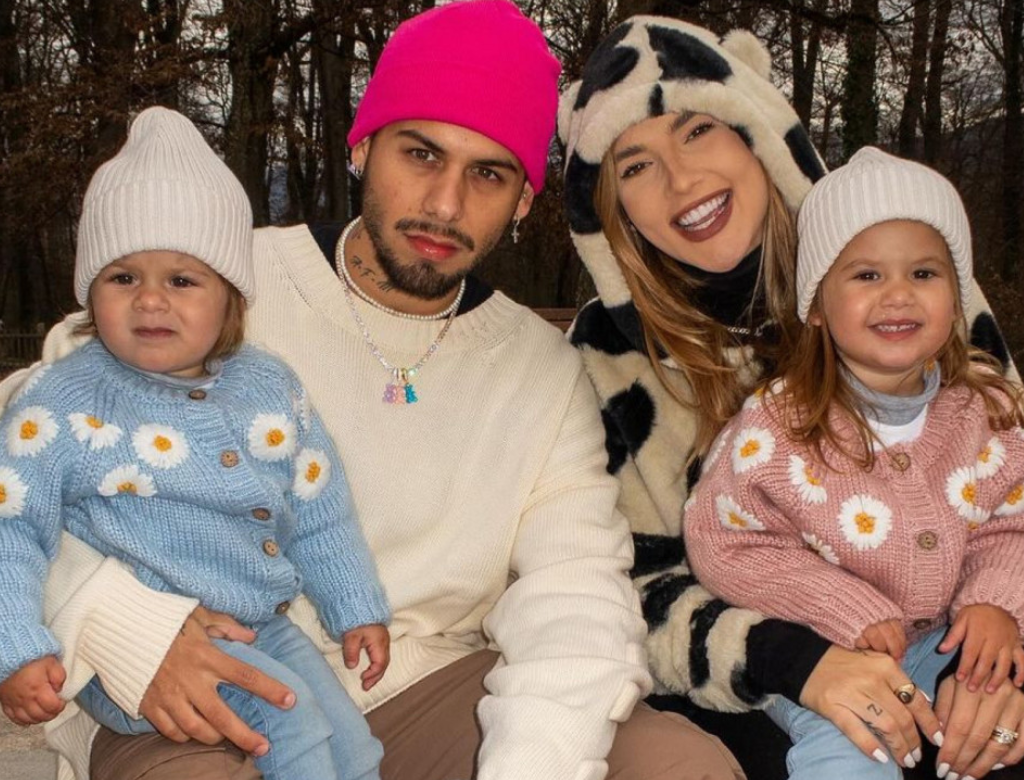 Zé Felipe comenta fama das filhas e se derrete por Virginia: “É coisa de Deus” 37 Virginia, Zé Felipe E Filhas (foto Reprodução Redes Sociais)