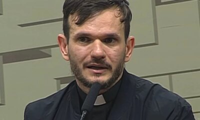 ‘Eles nao se divertem jogando joguinho opina Padre Patrick sobre