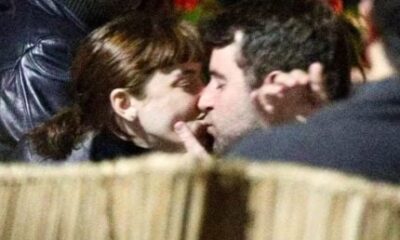 Alice Wegmann e flagrada aos beijos com novo affair apos