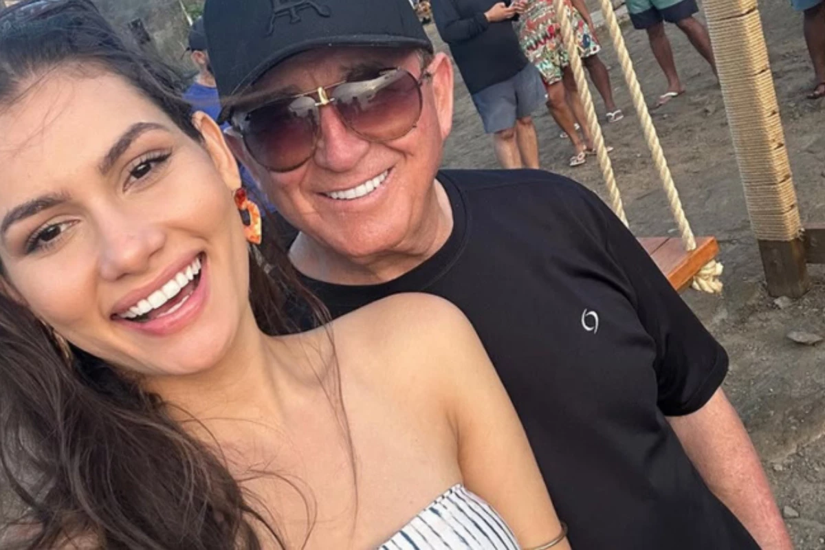 Amado Batista se diz solteiro em show e sumiço de Calita do Instagram levanta suspeitas de separação 31 Amado Batista se diz solteiro em show e sumico de