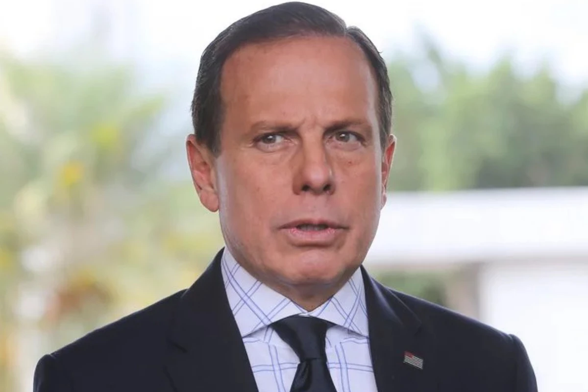 Ex-governador João Doria deixa estúdio ao vivo no SBT e desautoriza programa 31 Ex governador Joao Doria deixa estudio ao vivo no SBT e