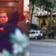 Filho de Francisco Cuoco aparece muito abalado em velorio do