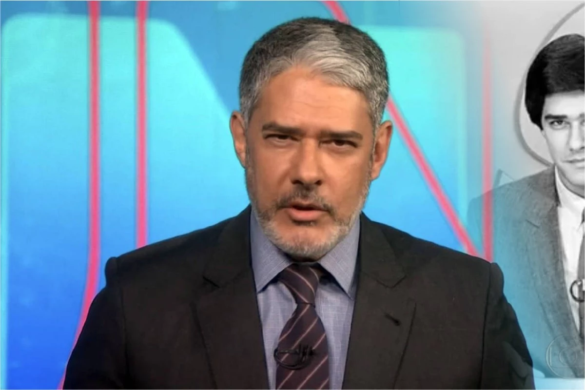 Fotos raras de William Bonner agitam as redes sociais; ele está comemorando uma data muito importante 31 Fotos raras de William Bonner agitam as redes sociais ele