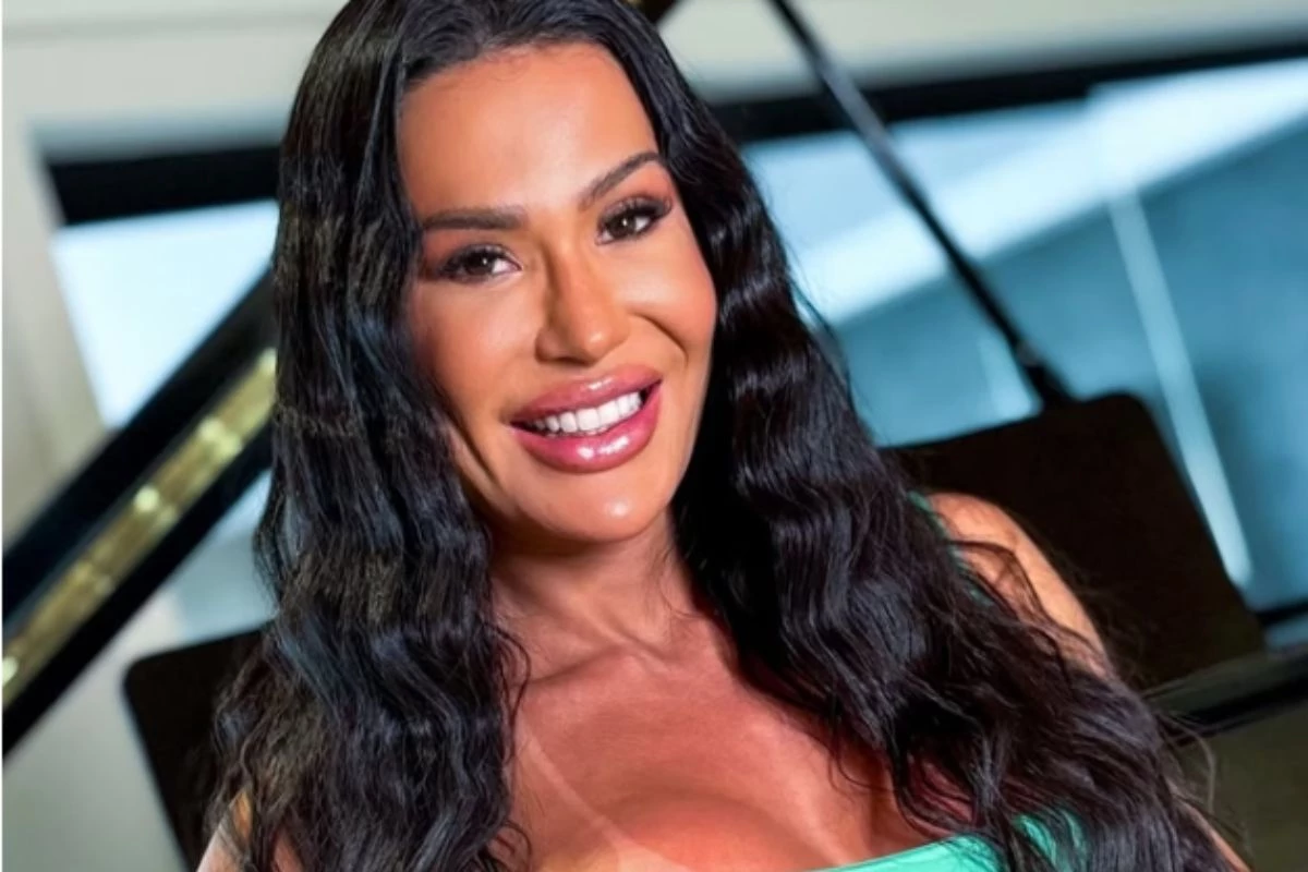 Gracyanne Barbosa é batizada nas águas em culto liderado por Pablo Marçal: ‘arrependimento’ 31 Gracyanne Barbosa e batizada nas aguas em culto liderado por