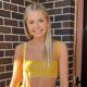 Jovem confunde dores causadas por cancer intestinal com colicas menstruais