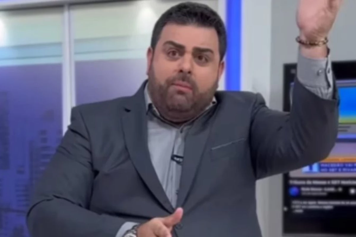 Macedão da Chinelada se pronuncia após saída relâmpago do Tá na Hora no SBT: ‘mentira’ 31 Macedao da Chinelada se pronuncia apos saida relampago do Ta