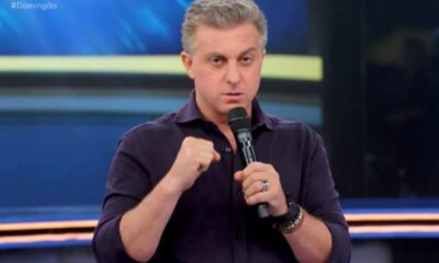 Publico nao perdoa atitude de Luciano Huck no palco do