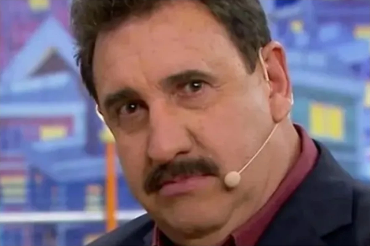 Ratinho enfrenta problema com voo por causa do mau tempo e não consegue chegar ao SBT 31 Ratinho enfrenta problema com voo por causa do mau tempo