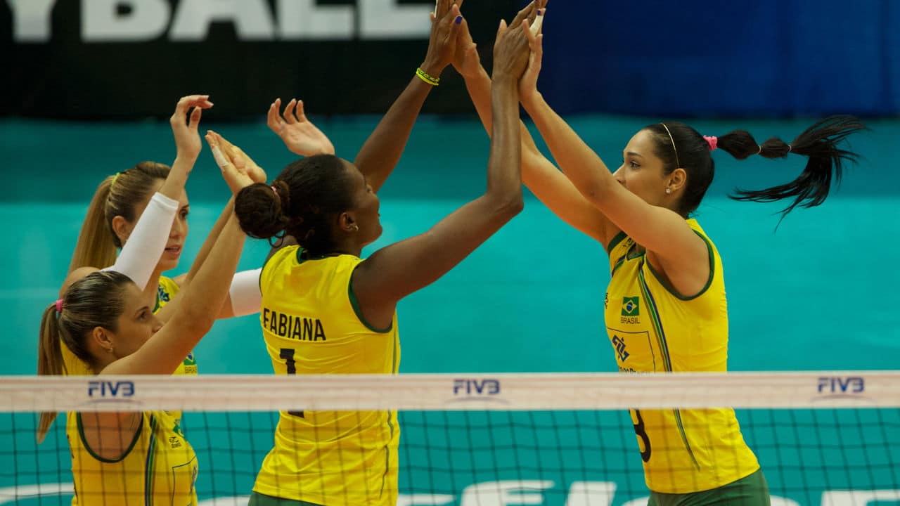 Seleção brasileira impõe força, vence a Turquia e silencia torcida adversária 31 Selecao brasileira impoe forca vence a Turquia e silencia torcida