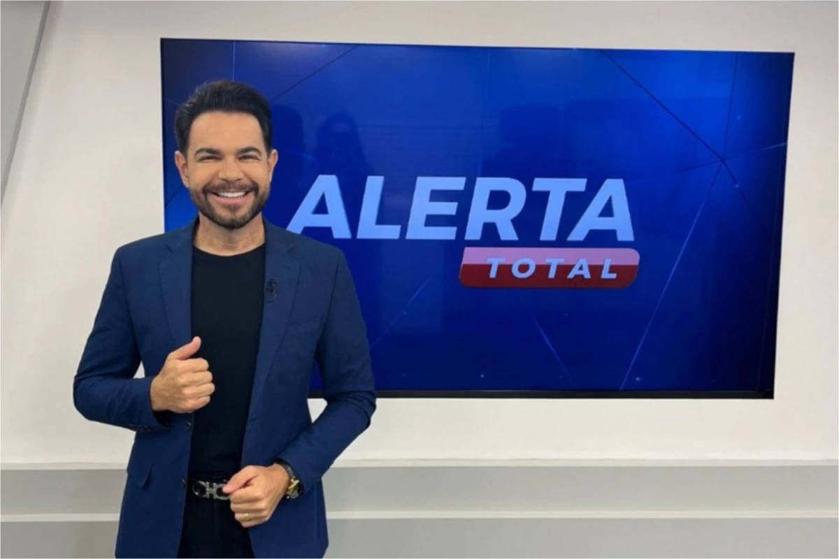 Video apresentador da Record e salvo por seguranca ao ser