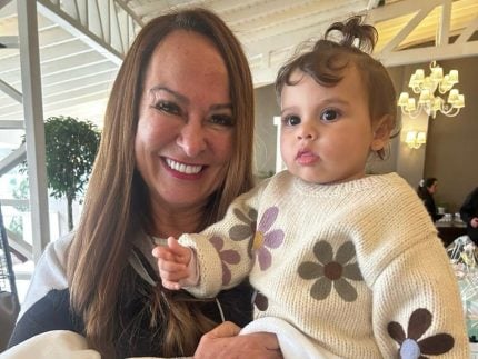 Doce homenagem: Nadine, mãe de Neymar, se declara para Helena no aniversário da neta 31 Doce homenagem Nadine mae de Neymar se declara para Helena