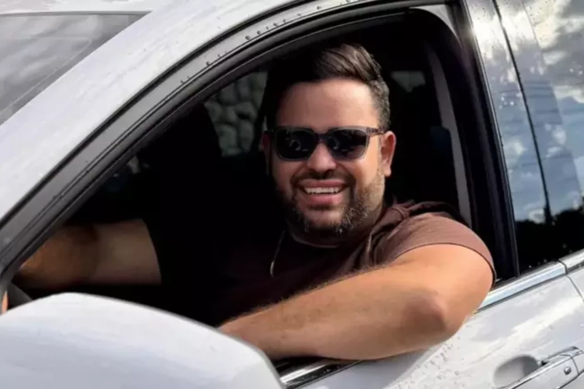 É assim que o ex-BBB Michel Nogueira aproveita o carro que ganhou no reality: ‘Fonte de renda’ 31 E assim que o ex BBB Michel Nogueira aproveita o carro