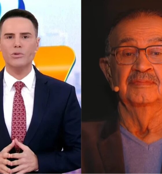 Luiz Bacci quebra o protocolo chama Persival ao palco e