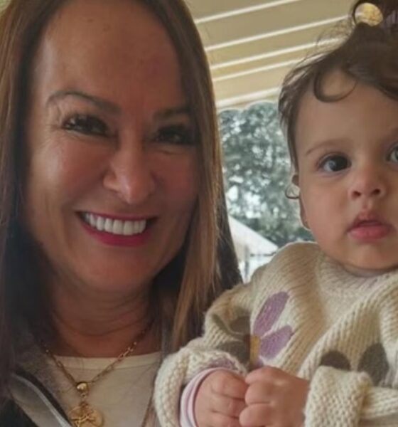 Nadine Goncalves usa as redes sociais para comemorar um ano