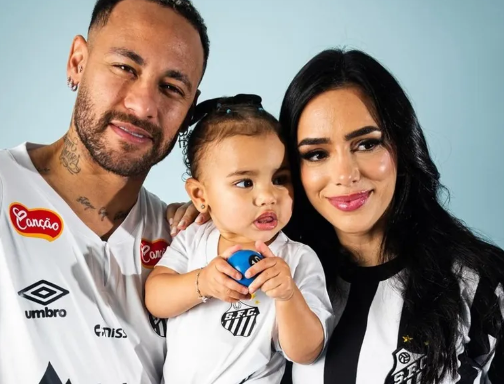 Saiba quando será o parto de Bruna Biancardi, esposa de Neymar 37 Bruna, Neymar E Mavie (foto Reprodução Redes Sociais)