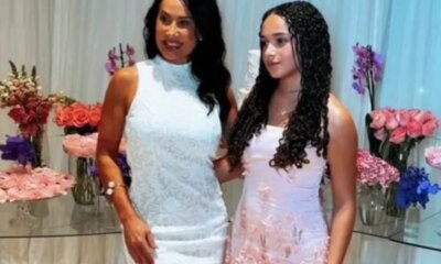Scheila Carvalho e criticada por roubar a cena nos 15