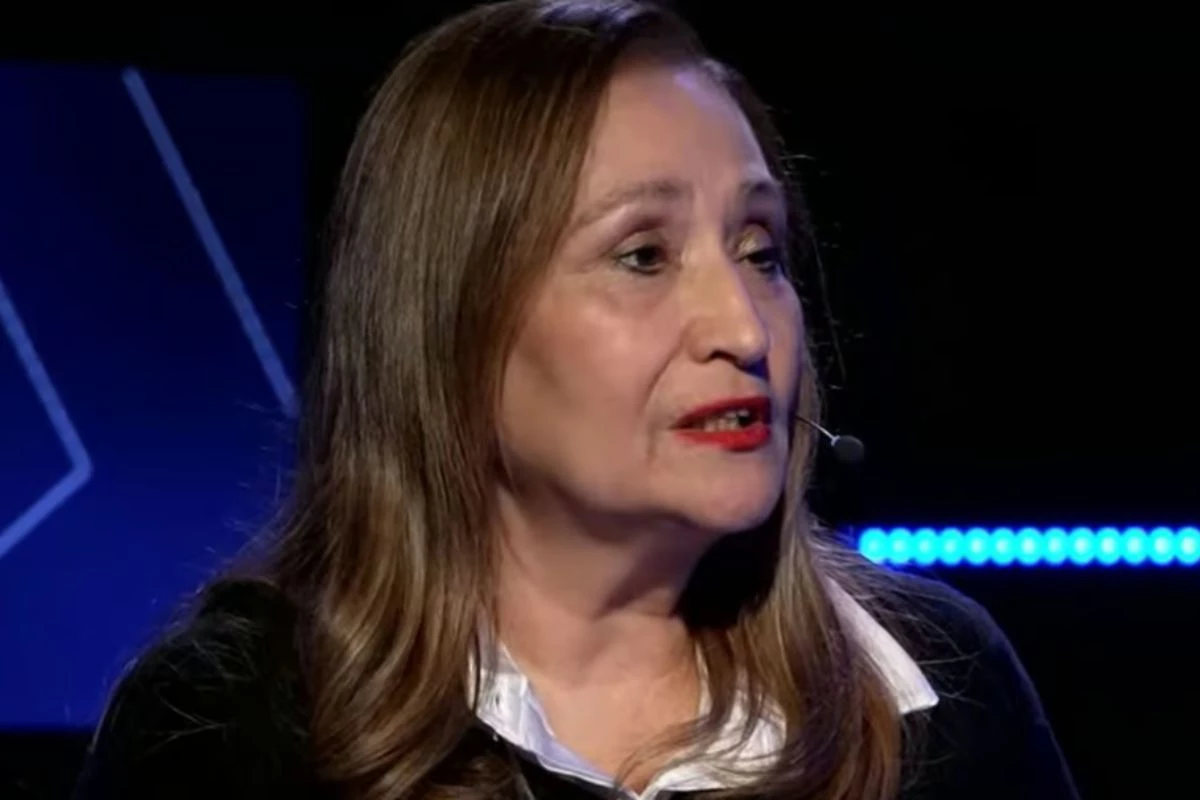 Sonia Abrão detona apresentadora do SBT e declara: ‘quero que ela se dane’ 33 Sonia Abrao detona apresentadora do SBT e declara ‘quero que