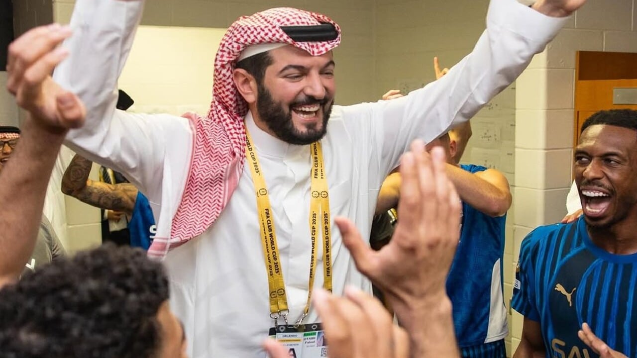Vazou quanto os jogadores do Al Hilal ganharam de bicho apos