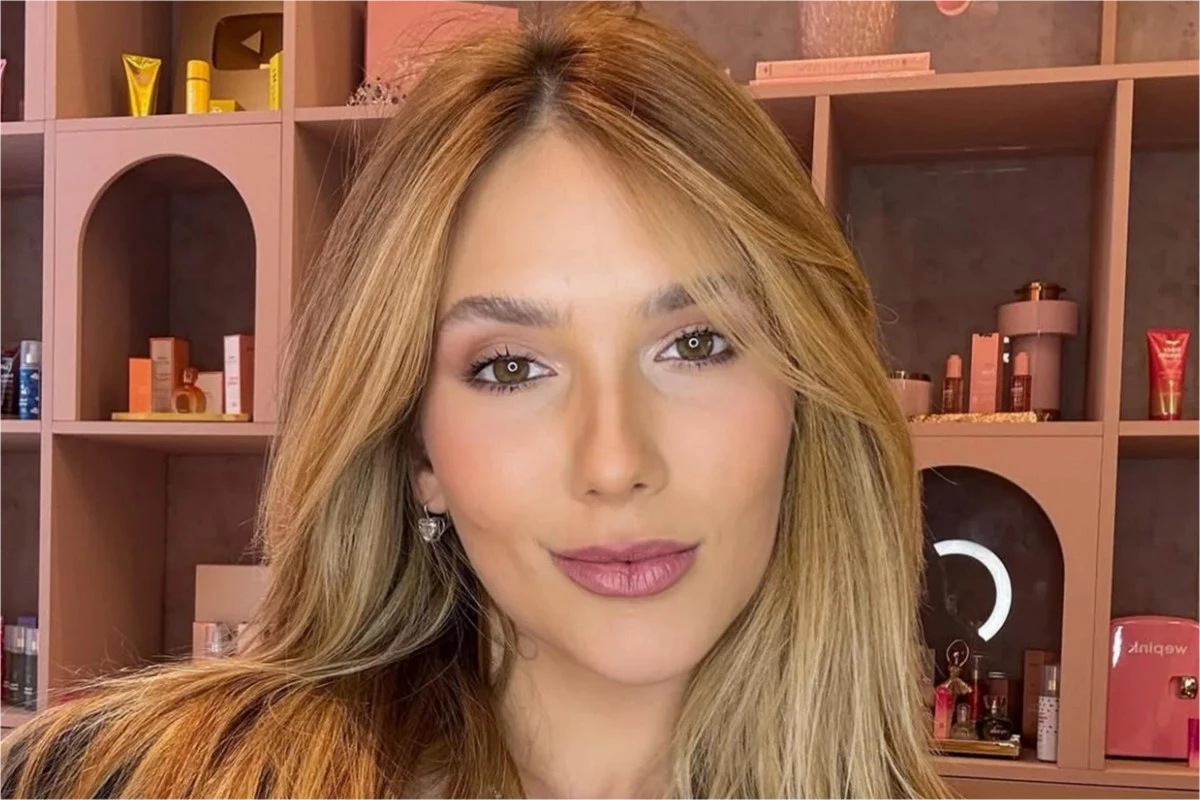 ‘Levou chifre’: vídeo mostra fiel durante uma romaria detonando Virginia Fonseca 31 ‘Levou chifre video mostra fiel durante uma romaria detonando Virginia