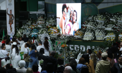Familiares amigos e fas se despedem de Arlindo Cruz em