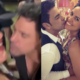 Zeze Di Camargo causa polemica ao tentar beijar fa
